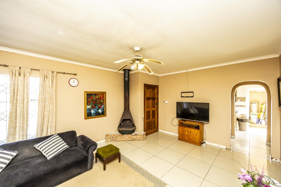 4 Bedroom Property for Sale in Cambridge Eastern Cape